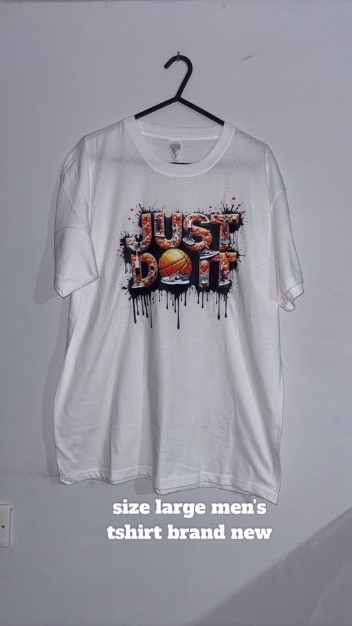  — MENS size large Tshirt