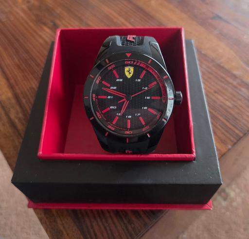  — ferrari watch very good condition