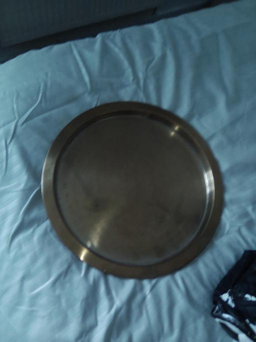  — tray