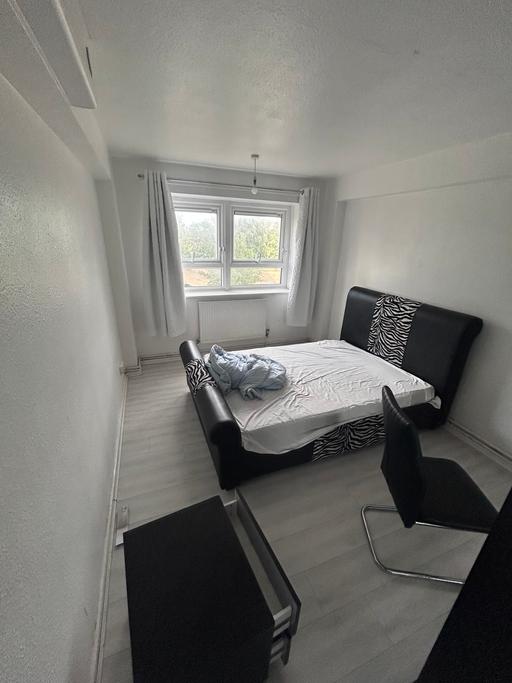  — Bed,cupboard,dresser,chest drawer,dine table