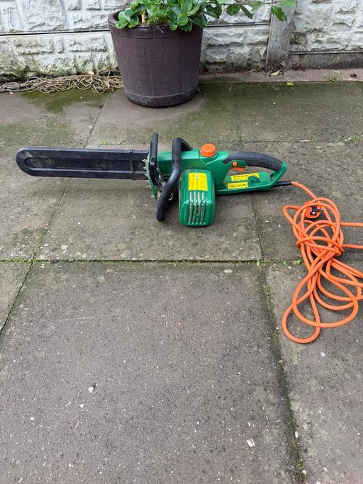 — Hawksmoor Electric Chainsaw 2200W 230V 40cm