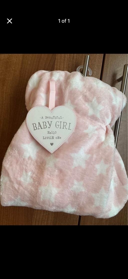  — Baby girl blanket