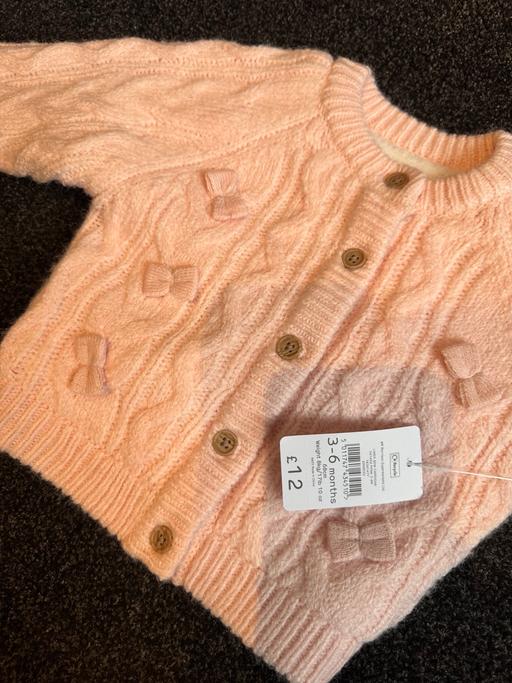  — Baby girl cardigan