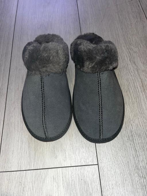  — Grey Uggs
