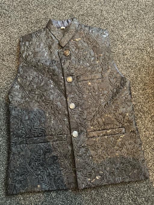  — Waistcoat for boy