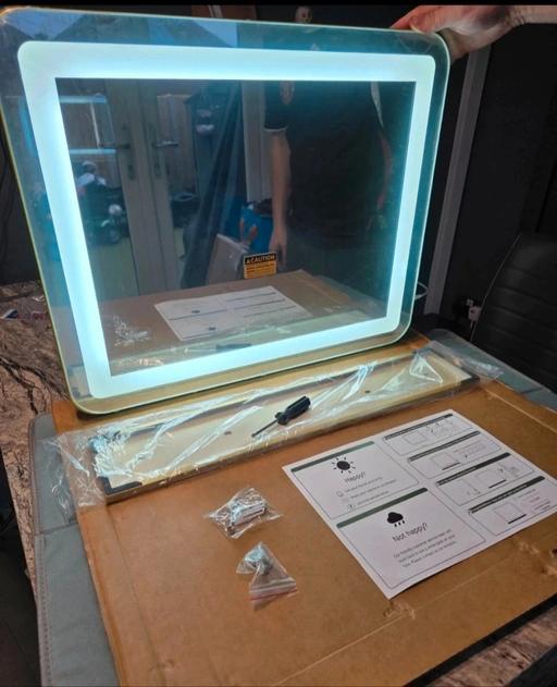  — Gold LED makeup mirror