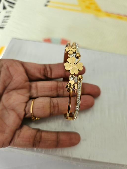  — bracelet