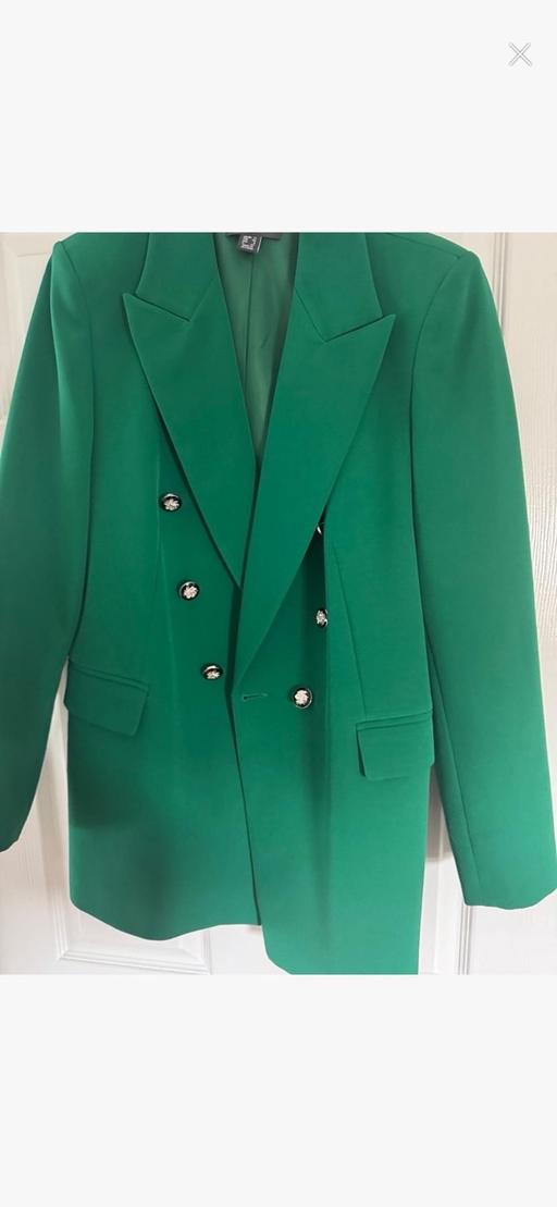  — Green blazer excellent condition 12-14