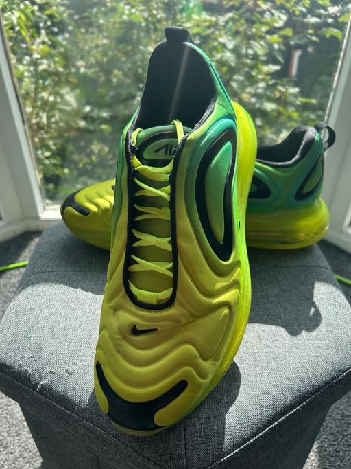  — Nike Air Max 270 React