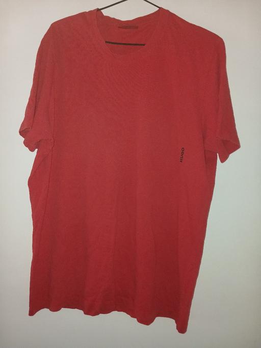  — men's red Hugo boss t-shirt size XL