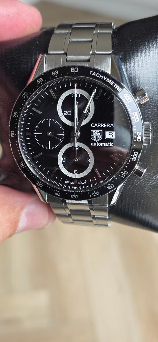  — tag Heuer Carrera