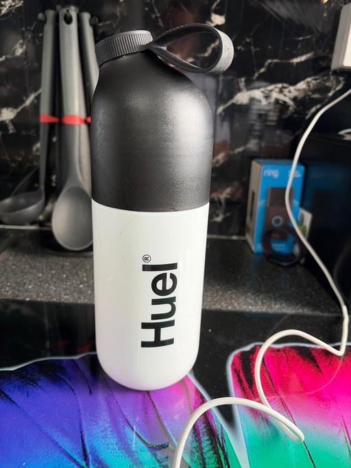  — Huel shaker bottle