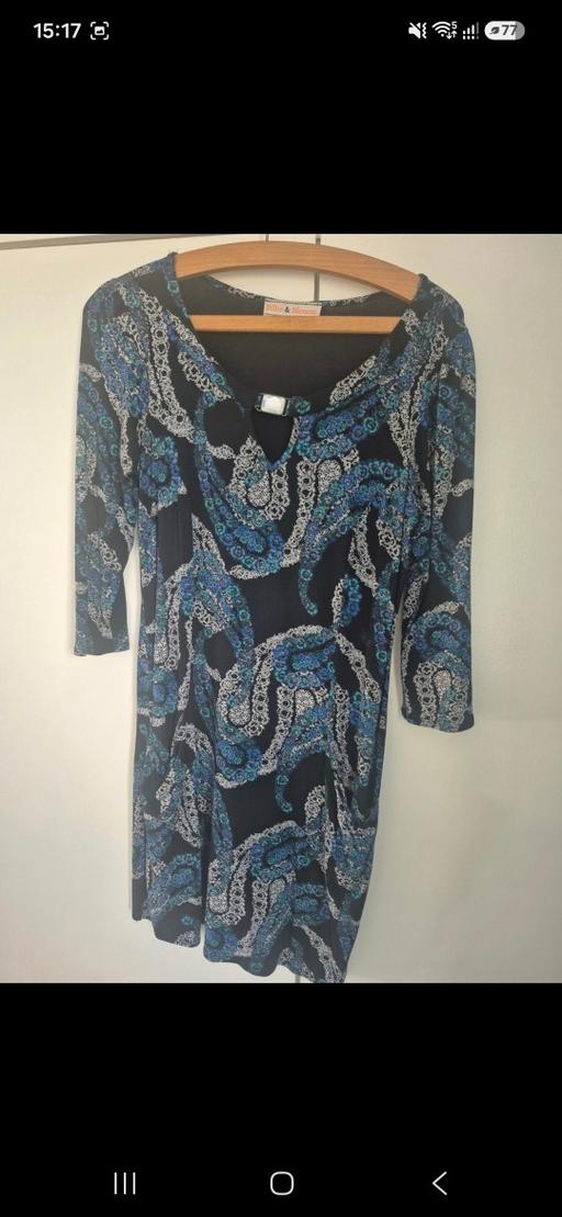  — ladies casual dress