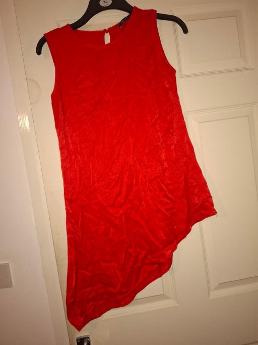  — ladies top size 12 to 14