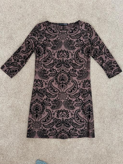  — Ladies dress size 8