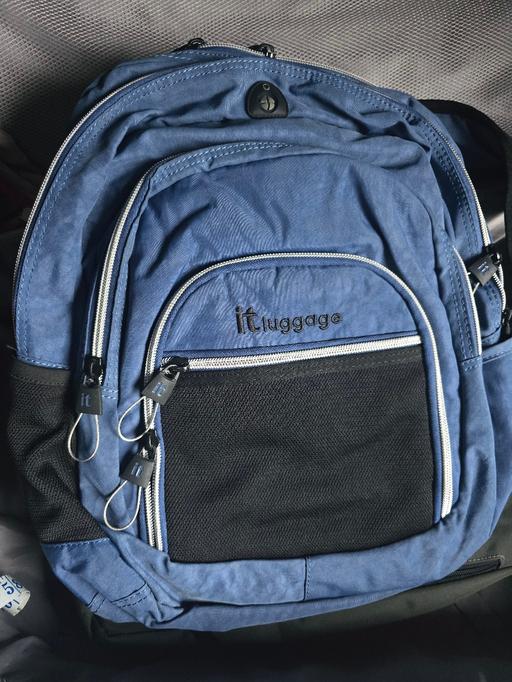  — IT backpack