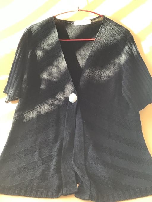  — Ladies vintage black cardigan M/L