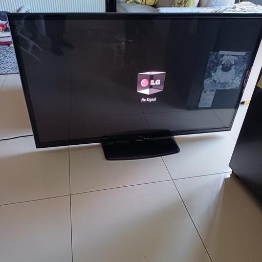  — The LG 60PB5600  60-inch Full HD 1080p pl