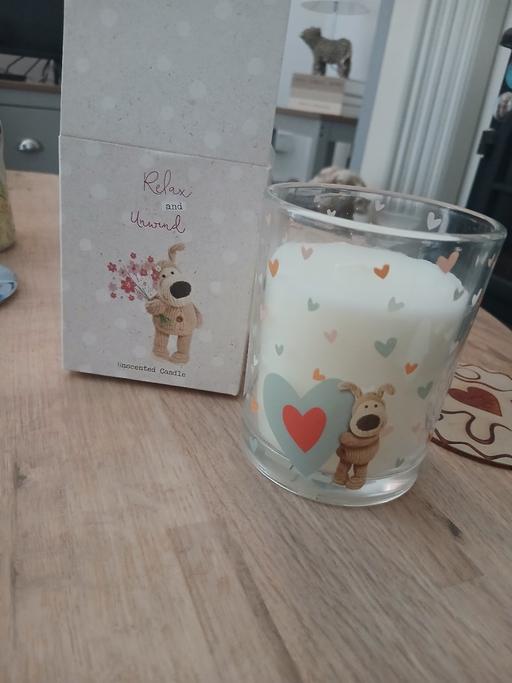  — Boxed Candle New