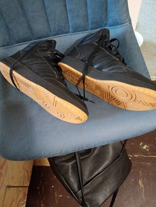  — Adidas hoops midtop trainers