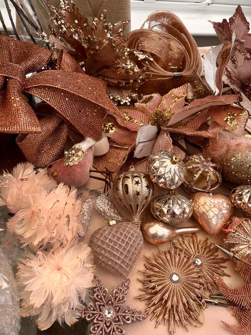  — Rose Gold & Silver Christmas Decorations