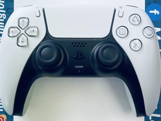  — PS5 Wireless White Controller – Like New