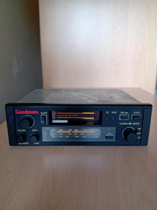  — ~ GOODMANS Car radio cassette player.