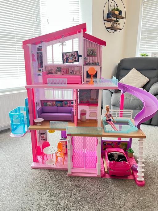  — Barbie Dreamhouse