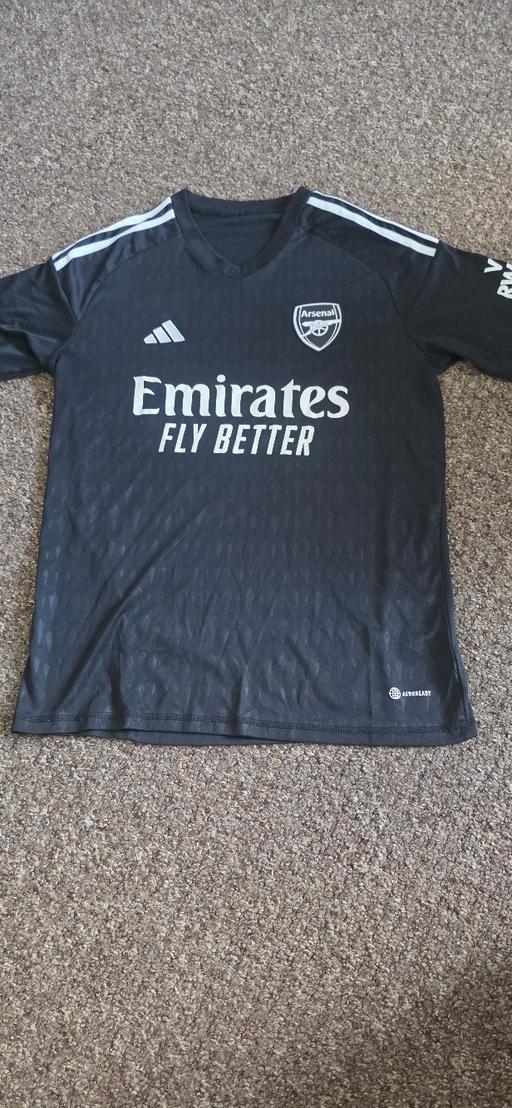  — VGC Arsenal Adidas Football Shirt Goalkeeper