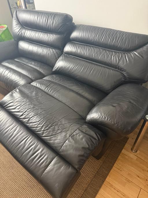  — Sofa