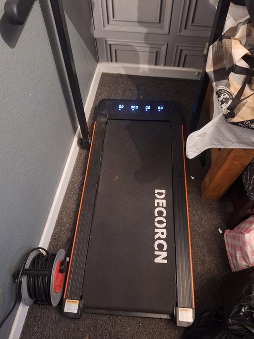  — decorcn treadmill