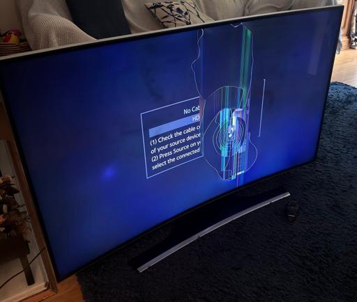 — Samsung 55" Curved TV DAMAGED, OPEN TO OFFERS