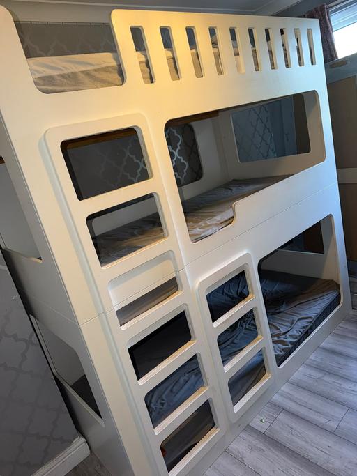  — Triple Bunk