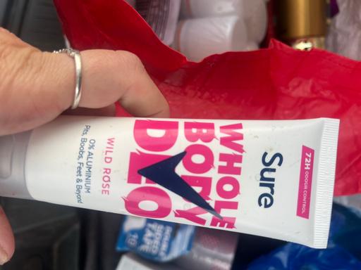  — New cream sure deodorant men n women