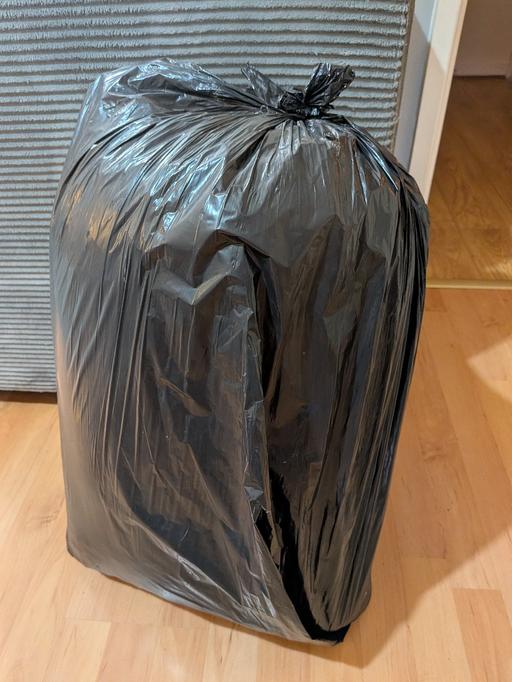  — Bag of shredded memory foam