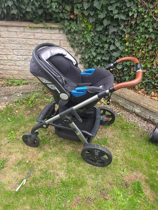  — silver cross pram