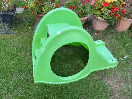  — Toddlers slide