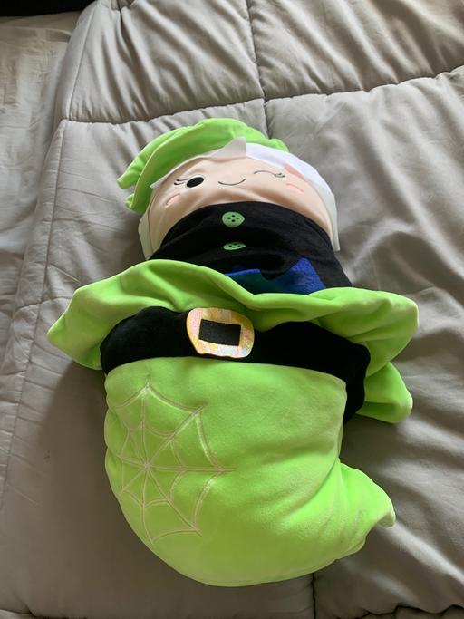 — 2way witch squishy