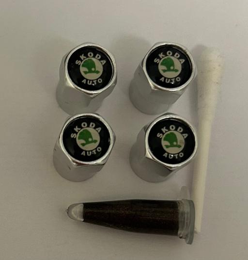  — Skoda Chrome Tyre valve caps with grease