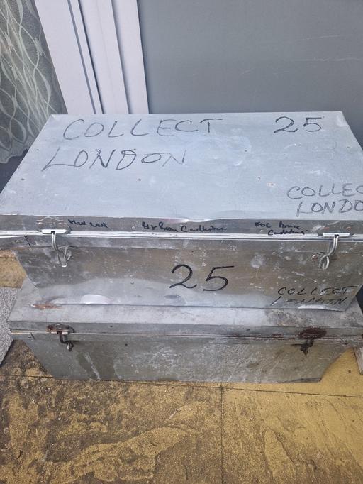  — 3 aluminium storage cases