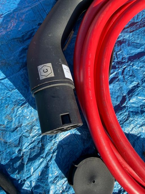  — EV charging cable