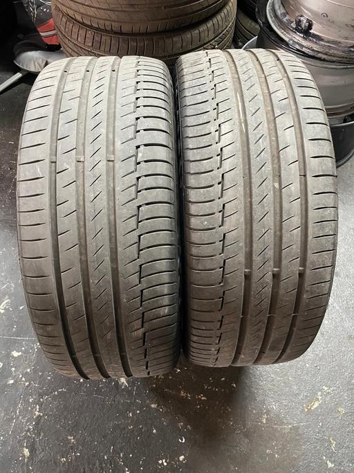 — 3 x 265/45/21 tyres