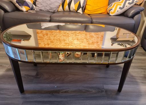  — brand new RV Astley's Carlotti coffee table
