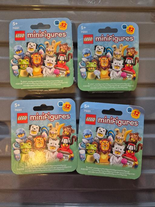  — new 4 x Lego Minifigures Series 28