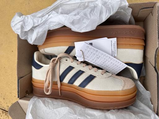  — Adidas Gazelle Bold W/Cream UK 4.5 brand new