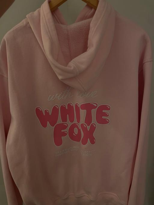  — White fox jumper
