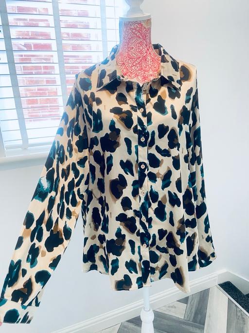  — (20) BOOHOO BLOUSE