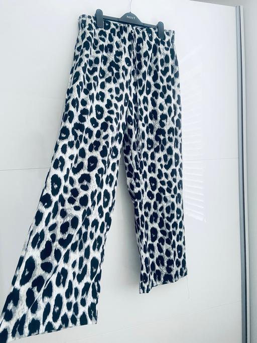  — (XL/18) SHEIN CULOTTES