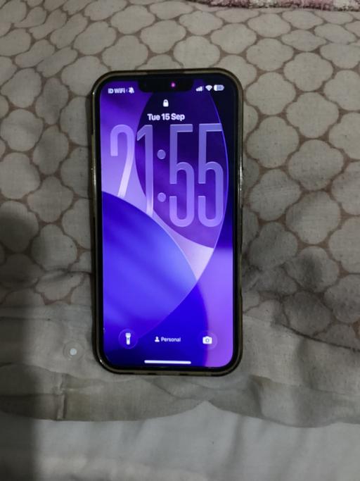  — iphone 16e