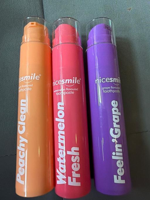  — New 3x NiceSmile toothpaste. Clearance